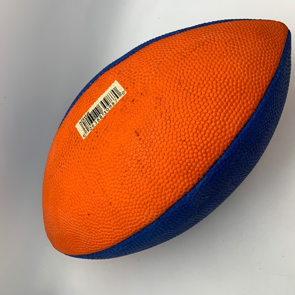 NCAA Wilson Florida Gators University of Florida UF 9" Rubber Football - Picture 8 of 15